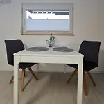 דירה Moderne Business-Wohnung Wlan, Parkplatz & Ruhige Top Lage Nahe Stuttgart *