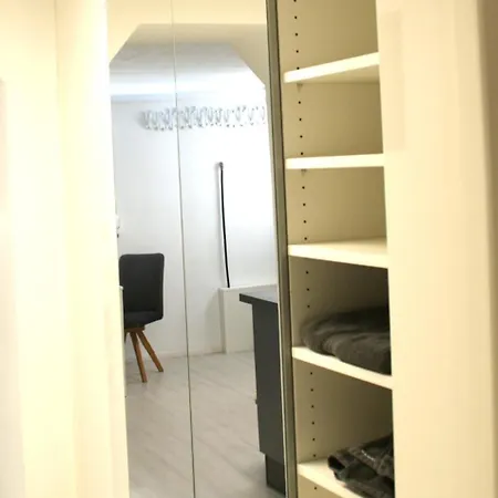 Appartement Moderne Business-wohnung Wlan, Parkplatz & Ruhige Lage Nahe Stuttgart